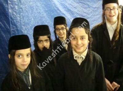 חוט של חן נסוכה על פניהם.jpg (163.54 KiB) געזען געווארן 1907 מאל חוט של חן נסוכה על פניהם